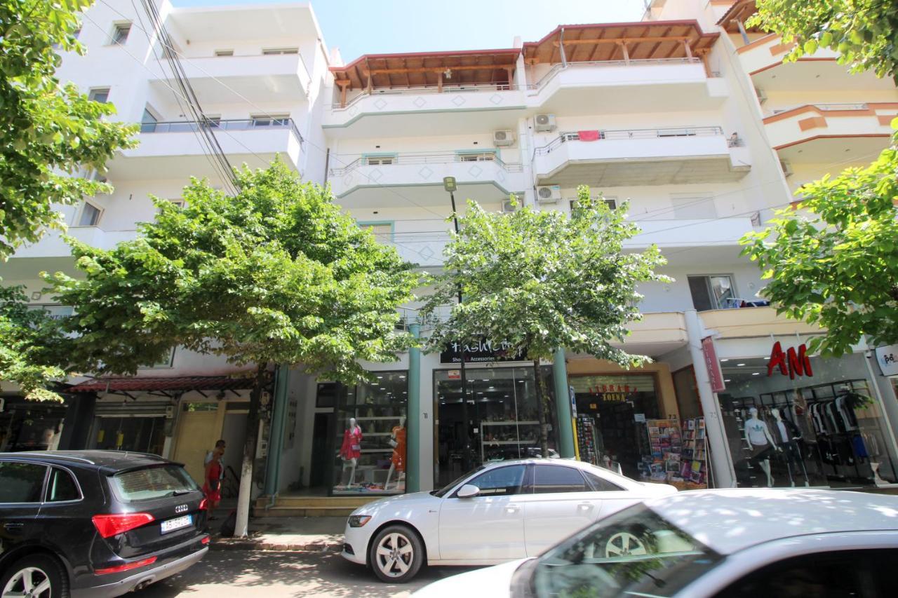 Doka Center Apartments Sarandë Exterior foto